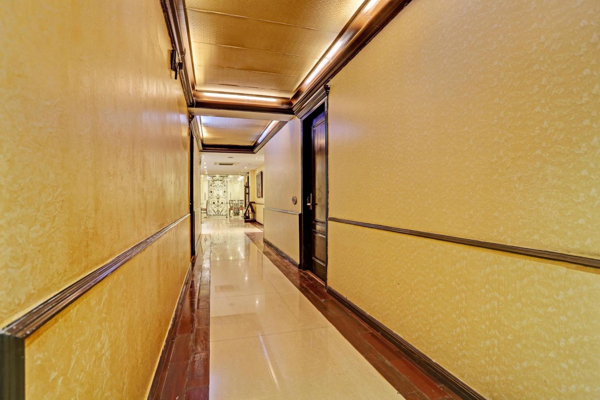新德里 Townhouse The Royce New Friends Colony酒店 外观 照片