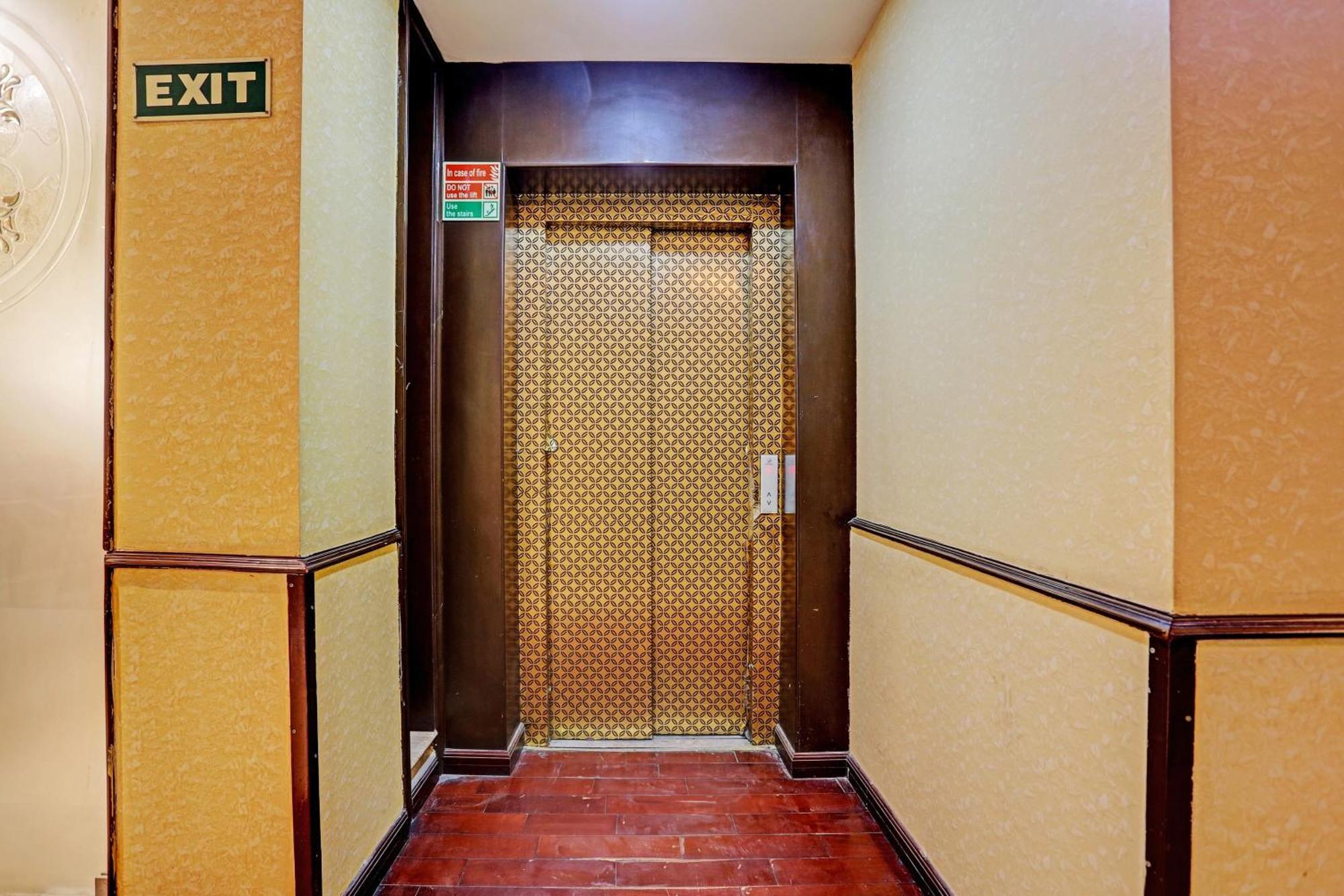 新德里 Townhouse The Royce New Friends Colony酒店 外观 照片